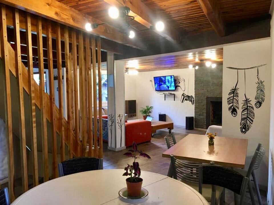 Ciao Bariloche - Habitaciones Privadas En Hostel 외부 사진